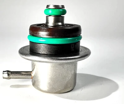 Regulador de presión de la bomba del tanque de gasolina 3,0 bar para Ducati 28340031A R S SP Foto 1 de 4