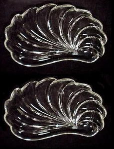 Hazel Ware Seashell Platos de Snack Vidrio Transparente De Colección Sea Shell Par Lote de 2 - Imagen 1 de 4