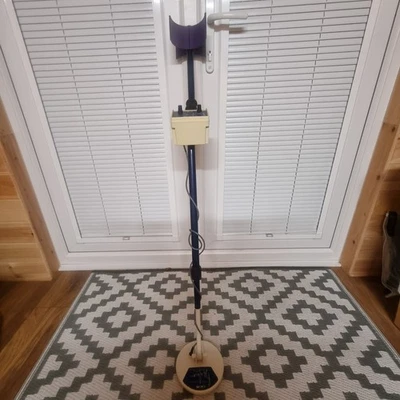 Metal Detector Bill Wyman C.scope (Rolling Stones) Signature Detector - Image 1 of 4