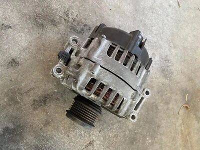 AUDI A4 A5 Q5 2013-2017 (B8 8K 8T 8R) MOTOR TURBO 2,0 L - ALTERNADOR 180 AMPERIOS Foto 1 de 3