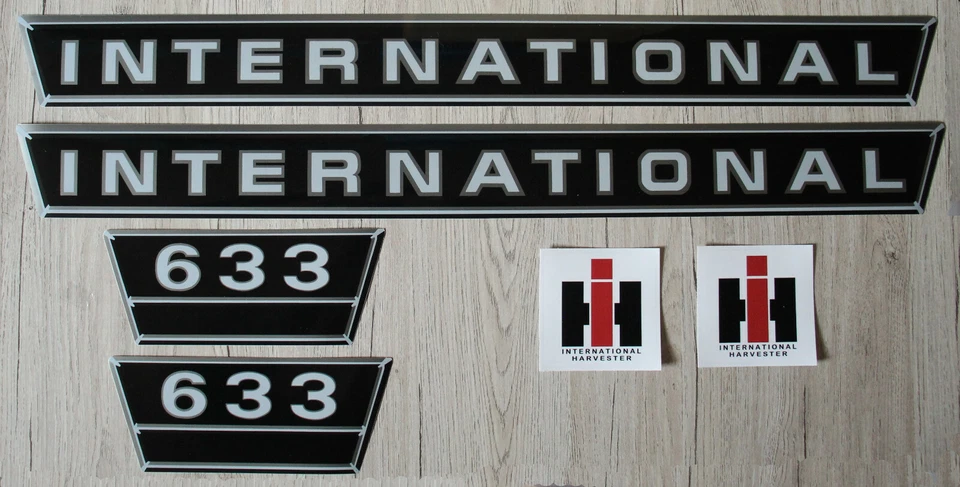 IHC / Mc Cormick  Aufkleber international 633 Silber Logo Emblem Sticker Label - Bild 1 von 1