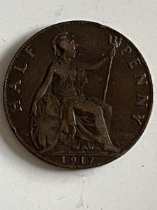 1917 GREAT BRITAIN 1/2 PENNY * HALF PENNIES  - Picture 1 of 2