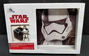 Spilla e litografia boia Disney Star Wars primo ordine edizione limitata 2.000 - Foto 1 di 11