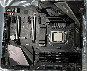 Procesor Intel i9 9900k + płyta główna Gigabyte Z390 Aorus Wifi + pakiet 64 GB DDR4 RAM - Zdjęcie 1 z 3