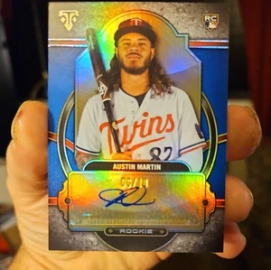 2024 Topps Triple Threads Austin Martin Rookie Red White and Blue Auto 6/10 - Picture 1 of 3