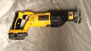 Dewalt DC385 18v variable speed cordless reciprocating saw (TOOL ONLY) - Picture 1 of 4