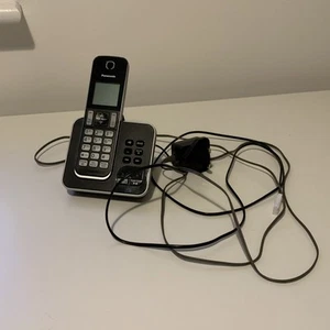 Panasonic KX-TGD620E Cordless Phone And Answering Machine - Zdjęcie 1 z 10