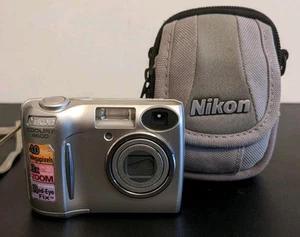 NIKON COOLPIX E4600 4.0 Megapixels 3x Zoom, Digital Camera (Working) - Picture 1 of 8