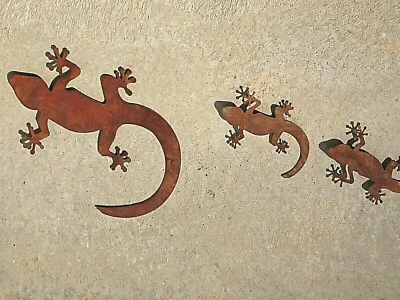 Cut out  wall ornament decor garden gecko family 3 pieces  rust .new . - image 1 of 4