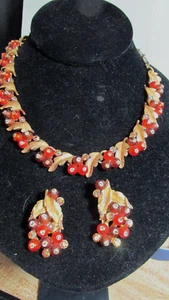 VTG MCM MARKED BSK NECKLACE&MATCHING CLIP-ON EARRINGS GOLD LEAF/RHINESTONE/ BEAD - Picture 1 of 14