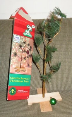 Original Charlie Brown 18" Christmas Tree with RARE Green Ornament in Box Used - Image 1 of 4