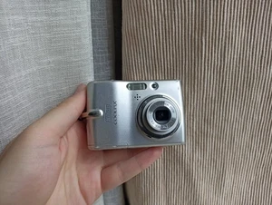 🔥Nikon Coolpix L11 Silver 6.0MP digital compact camera🔥WORKing FULL Set🔥 - Picture 1 of 7