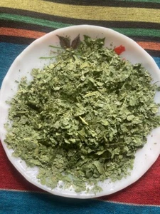Dried Mulberry Leaf Pieces Crystal Red Cherry Shrimp Organic Protein Food 40g - Picture 1 of 5
