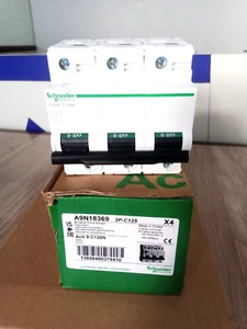 1 PIEZA DISYUNTOR SCHNEIDER A9N18369 Acti9 C120N MCB 3P C 125A 10000A 415V NUEVO - Imagen 1 de 10