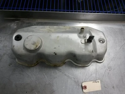 Cubierta válvula derecha de Chrysler New Yorker 3.0 1988 Foto 1 de 4