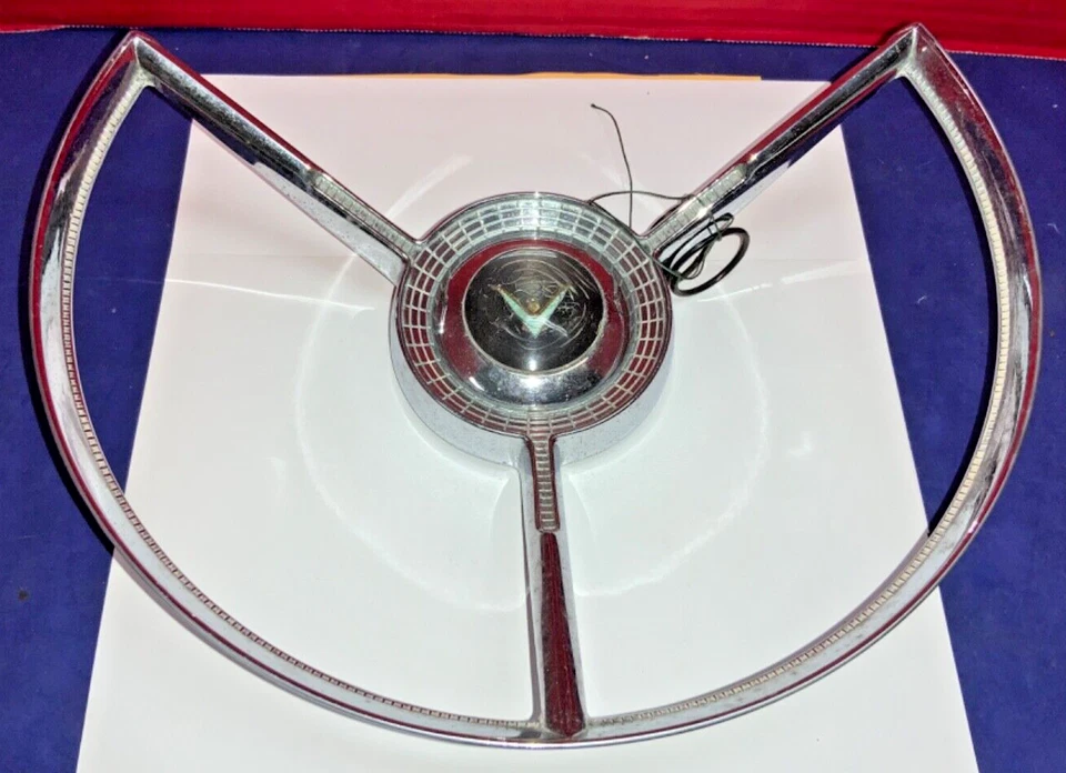 Volante cromado Ford Fairlane Thunderbird 1957-59 de colección - COMO ESTÁ - NO PROBADO Foto 1 de 4