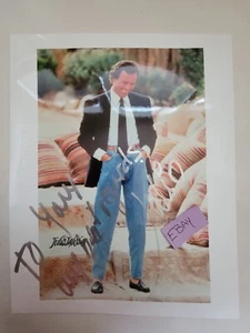 Foto de fieltro plateado autografiada del cantante Julio Iglesias - Imagen 1 de 14