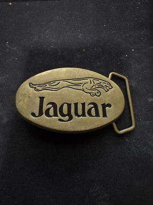 FIVELA DE CINTO VINTAGE **JAGUAR** PROPAGANDA DE CARRO ESPORTIVO LATÃO SÓLIDO - Imagem 1 de 2