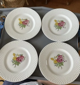 Set Of 4 Spode England "Mansard" - 7 3/4”White Embossed Rim Salad Plate - Bild 1 von 5