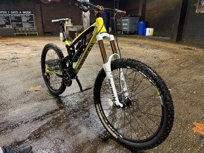 Saracen Myst Pro Downhill Bike - Image 1 of 4