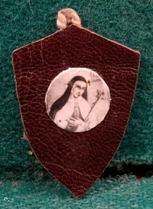 CUERO ANTIGUO DISTENSIÓN BENDITA ANA DE SAN BARTOLOMÉ - Imagen 1 de 4