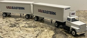 USA Eastern Freight System 1987 Winross 1/64th Scale Doubles, Mint! - Picture 1 of 4