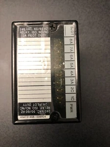 GE FANUC PLC IC670MDL930 RELAY OUTPUT ISOLATED 8PT - Picture 1 of 3
