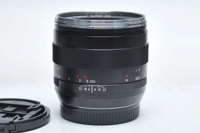 Carl Zeiss Makro Planar T* 50mm f/2 ZE Lens for Canon EF - Image 1 of 3