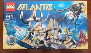 LEGO Atlantis: Gateway of the Squid (8061) Factory Sealed - Picture 1 of 23