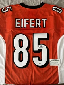 Cincinnati Bengals Tyler Eifert Signed Jersey COA - Picture 1 of 3