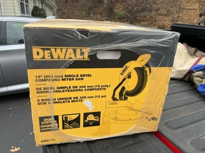 Sierra ingleteadora DEWALT de 12 pulgadas - bisel único, compuesto - modelo DWS715 Foto 1 de 4