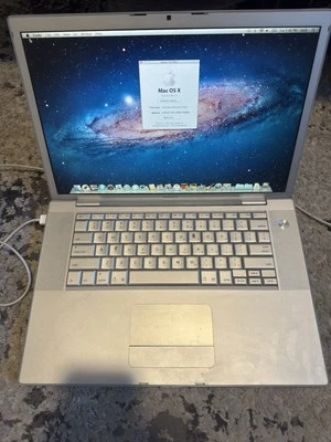 Apple MacBook Pro A1211  15.4" Laptop  (October, 2006) - Image 1 of 4