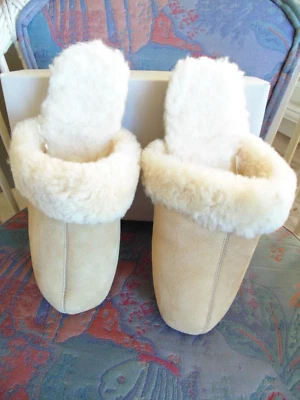 Womens sz 11 Hush Puppies Shearling Slippers Slip On Slides Taupe Suede Leather - Image 1 of 4