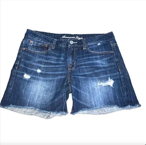 Pantaloncini jeans da donna American Eagle scuri effetto invecchiato orlo grezzo stivali taglia 8 - Foto 1 di 12