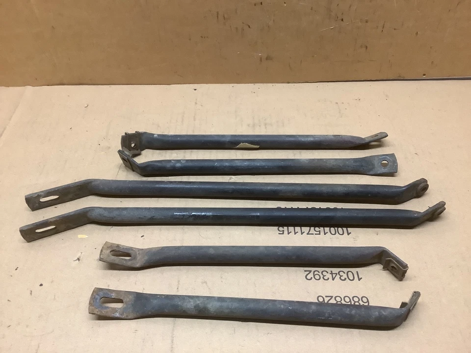 Chevrolet Corvette C4 1992-1996 guardabarros delantero parachoques barra superior soportes Foto 1 de 4