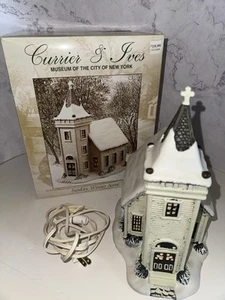 2000 Currier and Ives Village SUNDAY WINTER  SCENE Porcelain Lighted Church - Picture 1 of 13