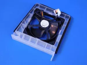 Ventilador condensador Hisense para refrigerador HRF266N6CSE 4715JL-04W-S19 - Imagen 1 de 3