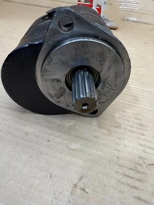 Hydraulic Pump For Case-IH Skid Steer Loaders 40XT 60XT 70XT 75XT 95XT 87442244 - Picture 1 of 6