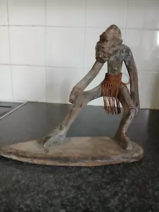 Vintage wooden carved African figure - Picture 1 of 6