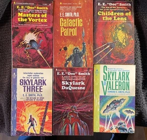 LOT OF 6 ASSORTED PAPERBACKS E. E. “DOC” SMITH - Picture 1 of 8
