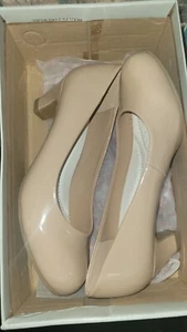 JG Patent Nude Heels Size 7.5 - Picture 1 of 6