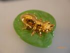 WADE WHIMSIE GOLD ANT ON GREEN LEAF LE 5