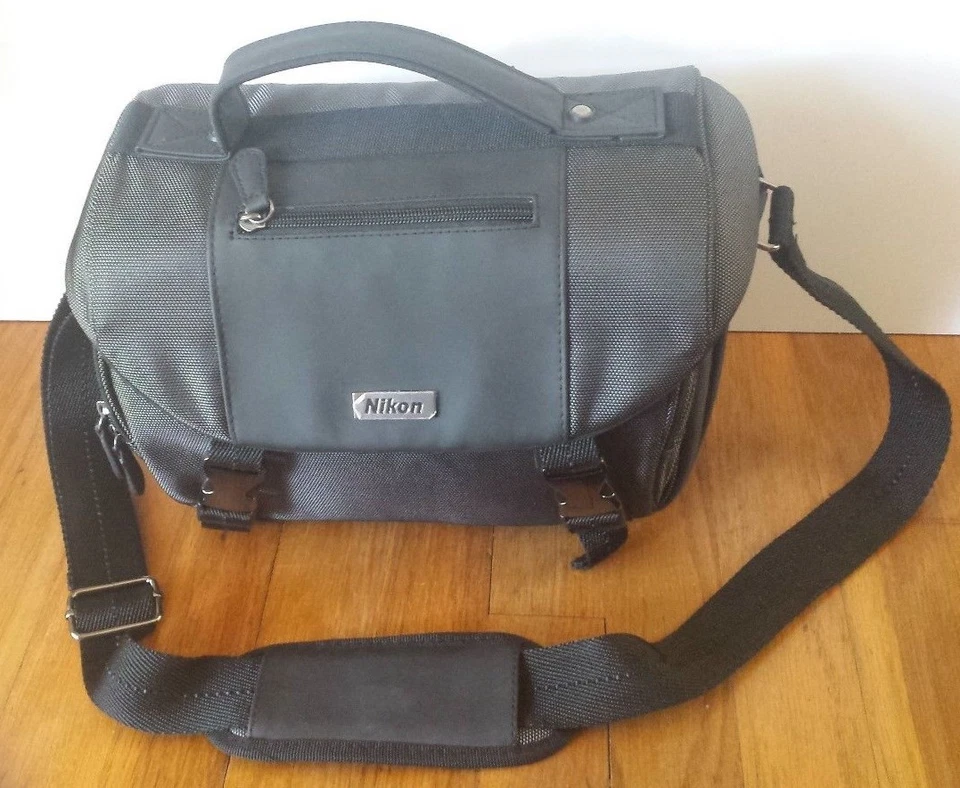 Capa para Câmera Digital SLR Nikon Deluxe - Bolsa Gadget com Inserções Divisórias Preto/Cinza - Imagem 1 de 4