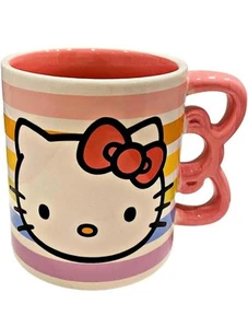 Hello Kitty Tasse entzückendes Katzengesicht auf Regenbogenstreifen weiß rosa innen Henkel - Bild 1 von 1