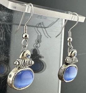 Vintage Blue Oval Round Earrings Earring - Picture 1 of 9