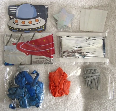 Astronauta Tema Cohete Fiesta de Cumpleaños Kit Globos Bandera Lámina Cortina Totalmente Nuevo Foto 1 de 4