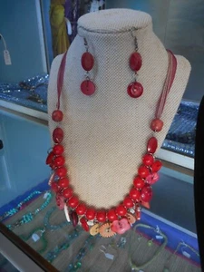 Hand-made Red Button Necklace and Earrings - Picture 1 of 1