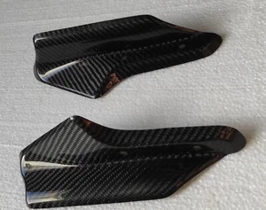 New Unfitted Carbon Fibre Triumph Rocket III Fork Guards Rocket 2004-2019 - Picture 1 of 4
