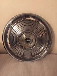 VINTAGE OEM 1967 67 CHEVROLET CHEVY ll 14” HUBCAP WHEEL COVER - Picture 1 of 9