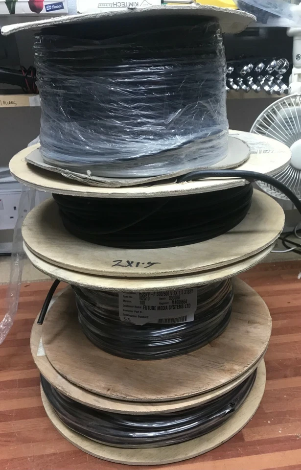 Cable - 2 núcleos 1,5 mm PVC negro flexible, 375 m Foto 1 de 1